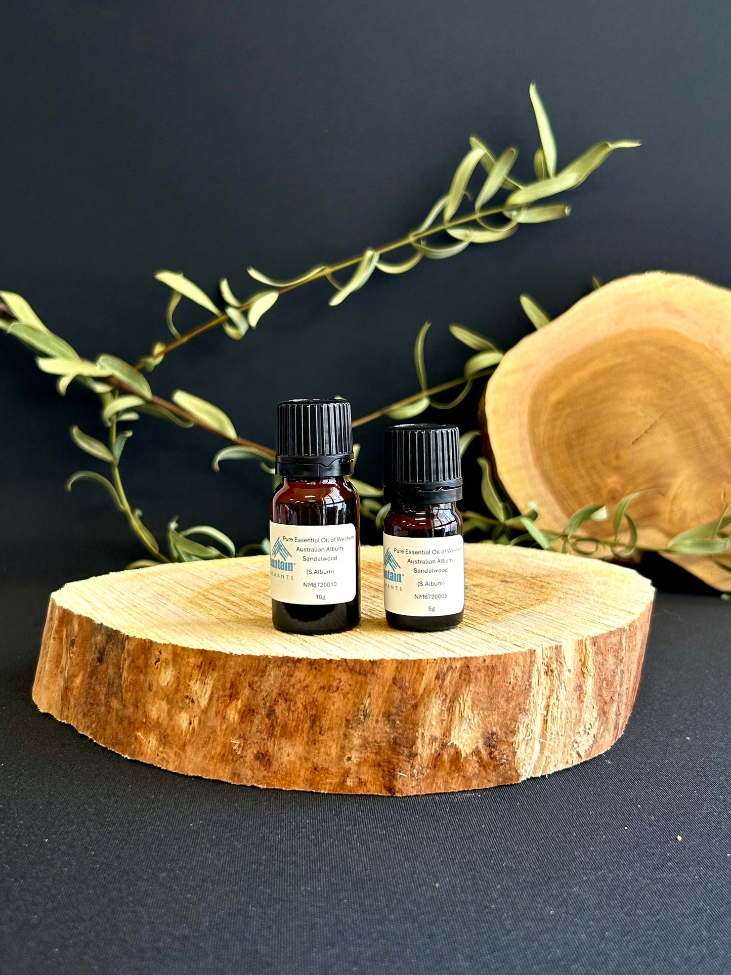 Santalum album Essential Oil